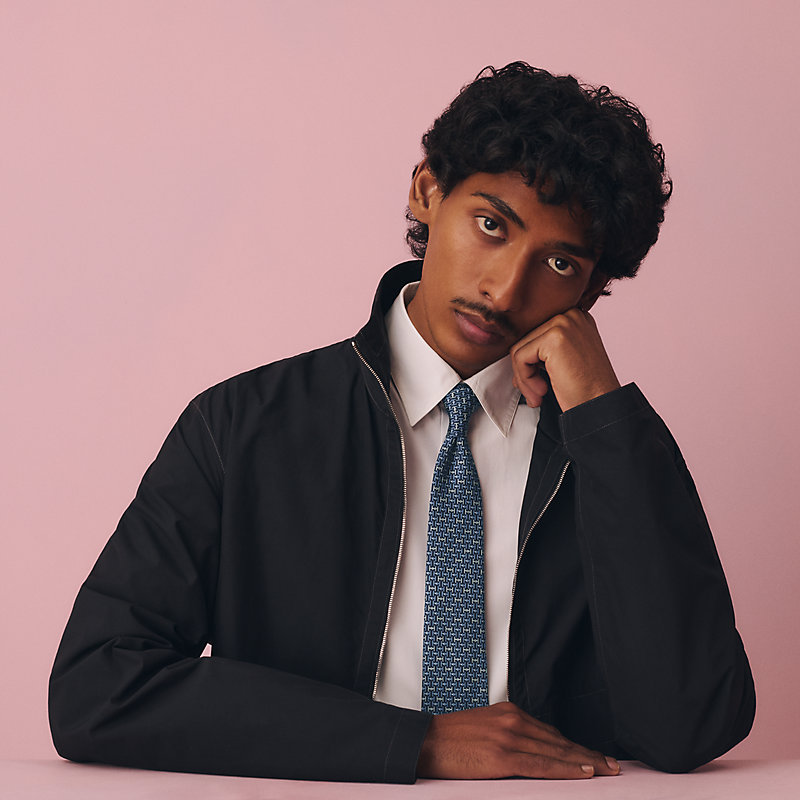 シルクタイ 《Hジャンボ》 | Hermès - エルメス-公式サイト